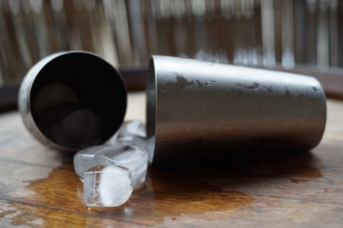 shaker et glacons