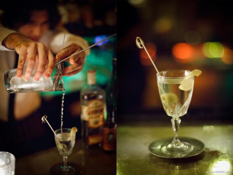 Service et présentation d'un cocktail Bamboo